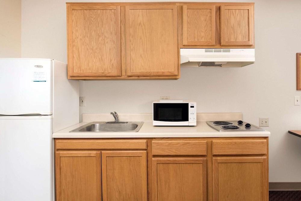 Extended Stay America Select Suites - Tallahassee - Northwest Екстер'єр фото